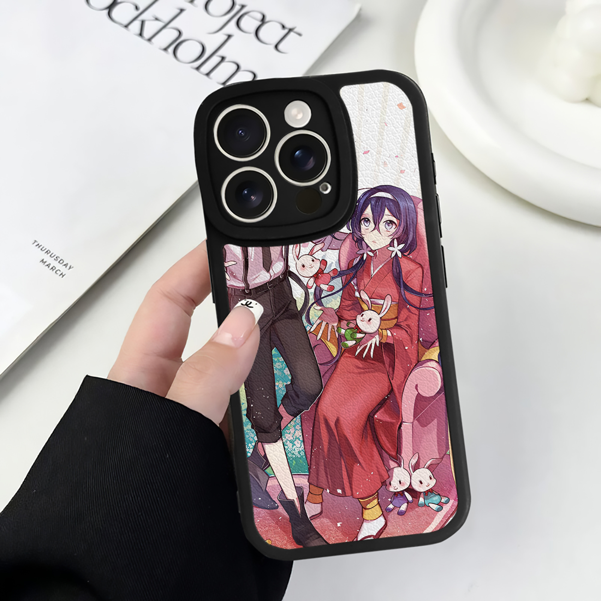 （画像用） 文豪ストレイドッグス Bungo Stray Dogs 【iPhone 16シリーズ対応】シリコンスマホケース（レザー調） 材質：シリコン